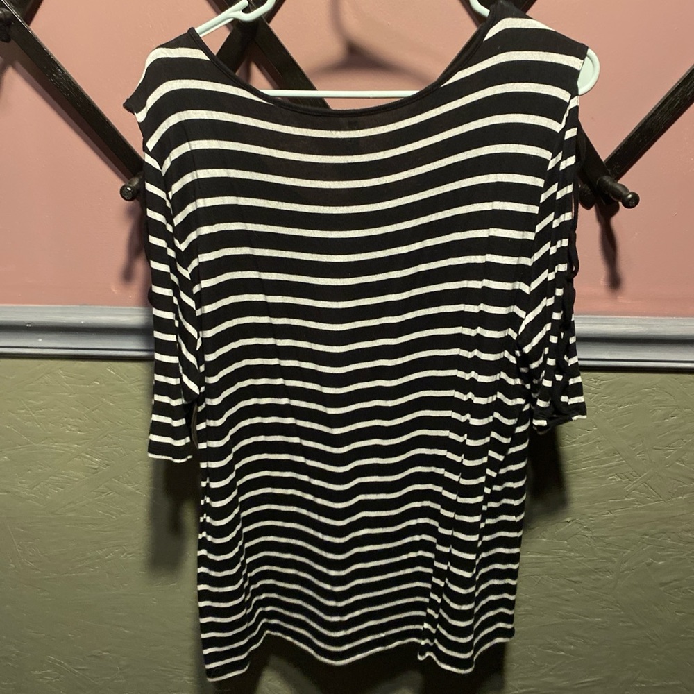 Cato Black and White Striped Top - Picture 5 of 5